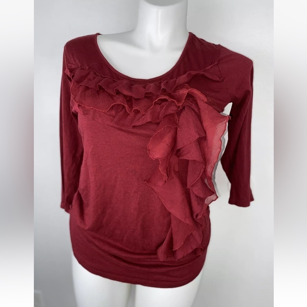 Motherhood Maternity red ruffle front shirt top 3/4 sleeve size medium M